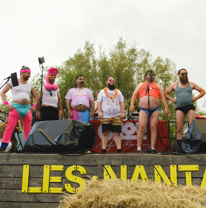 Photo de CONCOURS TSHIRT XXS POUR HOMME XXL